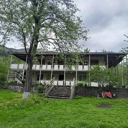 Mti House Otel Kvesheti Dış mekan fotoğraf