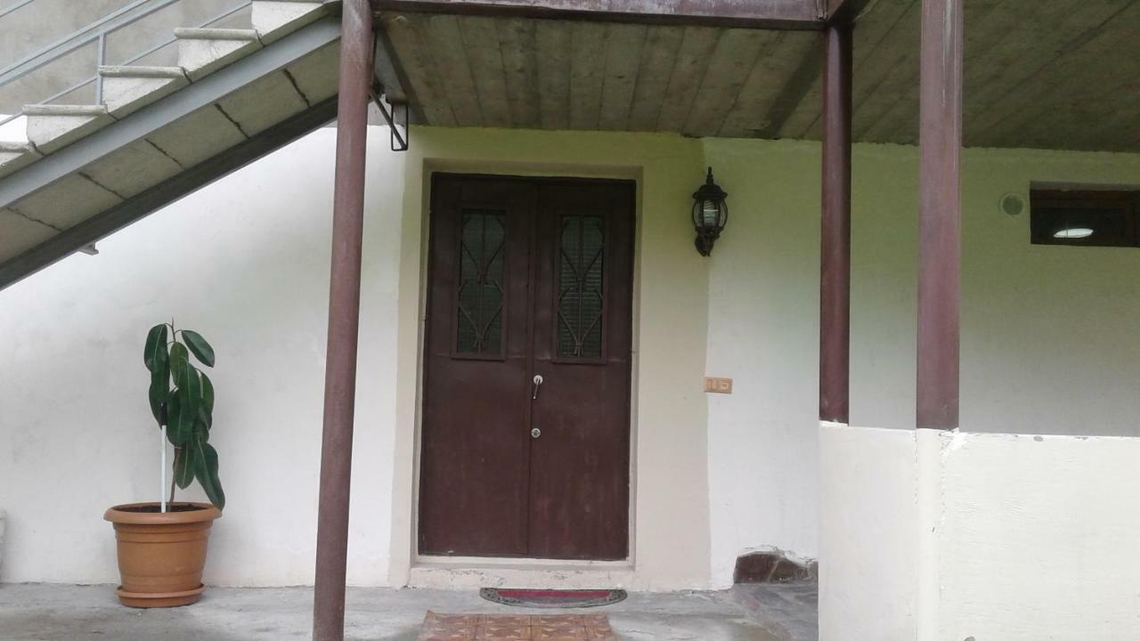 Mti House Otel Kvesheti Dış mekan fotoğraf