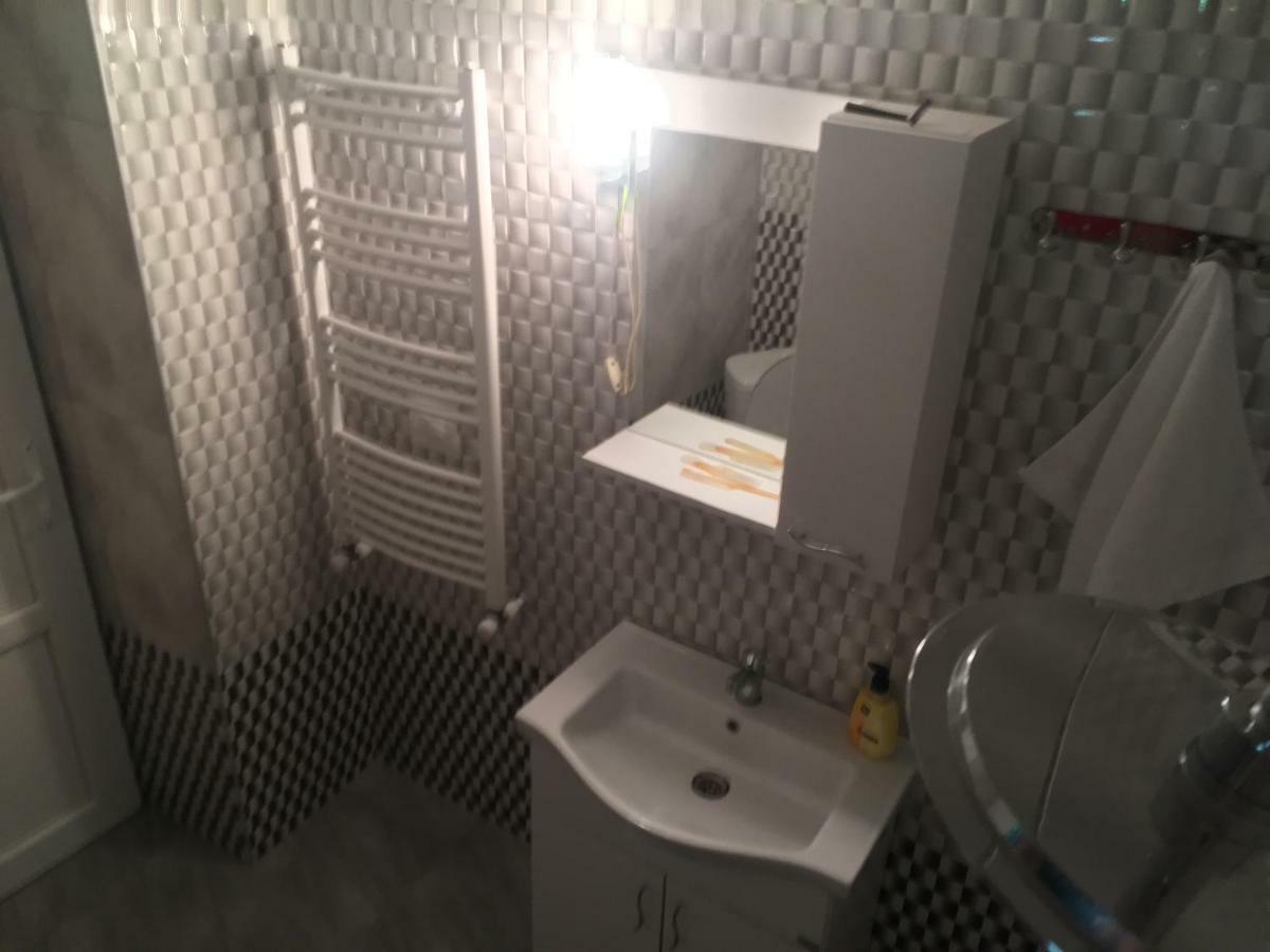 Mti House Otel Kvesheti Dış mekan fotoğraf